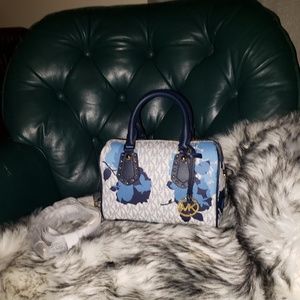 Michael kors SOLD. SOLD. MER C